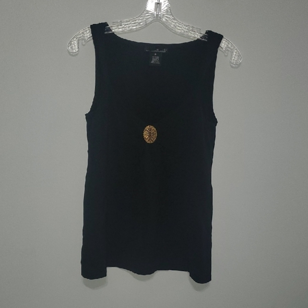 Willi Smith Top Womens Size Small Black Sleeveless Tank Top Gold Chest Accent
